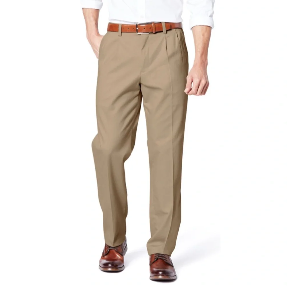 NWT Dockers Men’s Signature Khaki Slacks